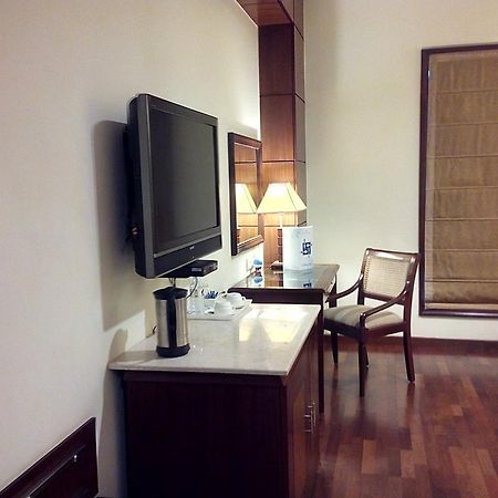 The Ocean Pearl Retreat Hotel Ню Делхи Екстериор снимка