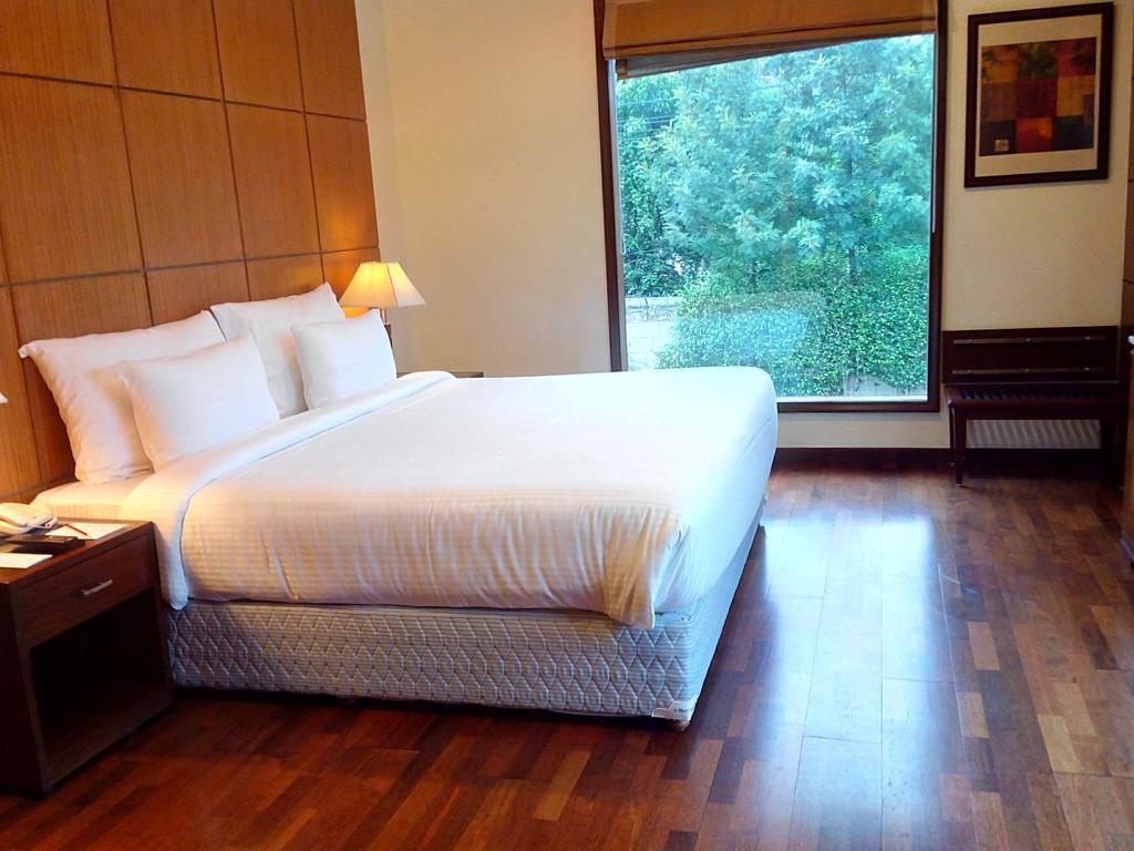 The Ocean Pearl Retreat Hotel Ню Делхи Екстериор снимка
