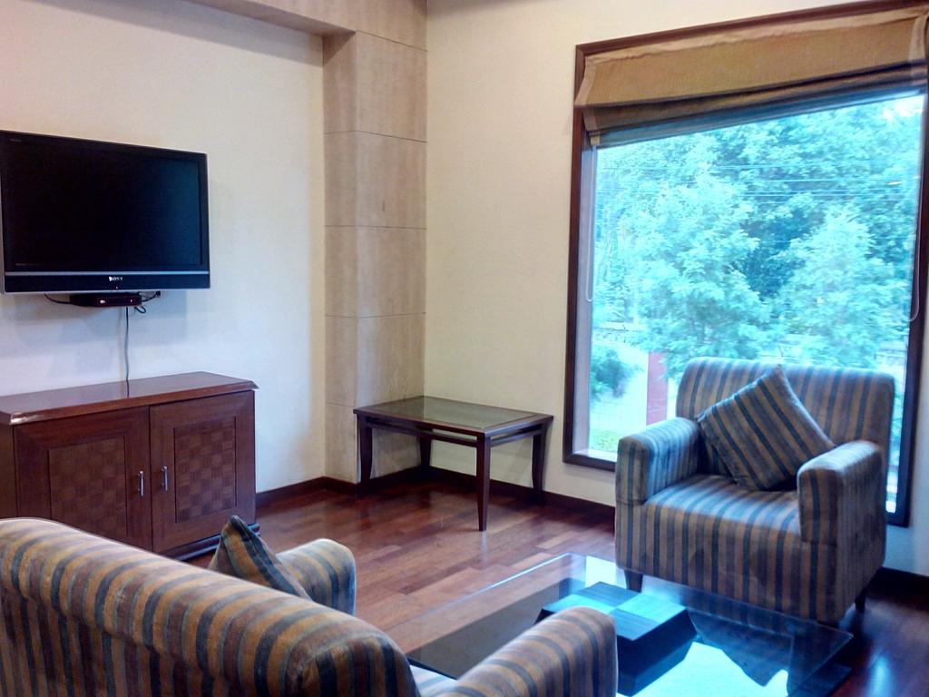 The Ocean Pearl Retreat Hotel Ню Делхи Екстериор снимка