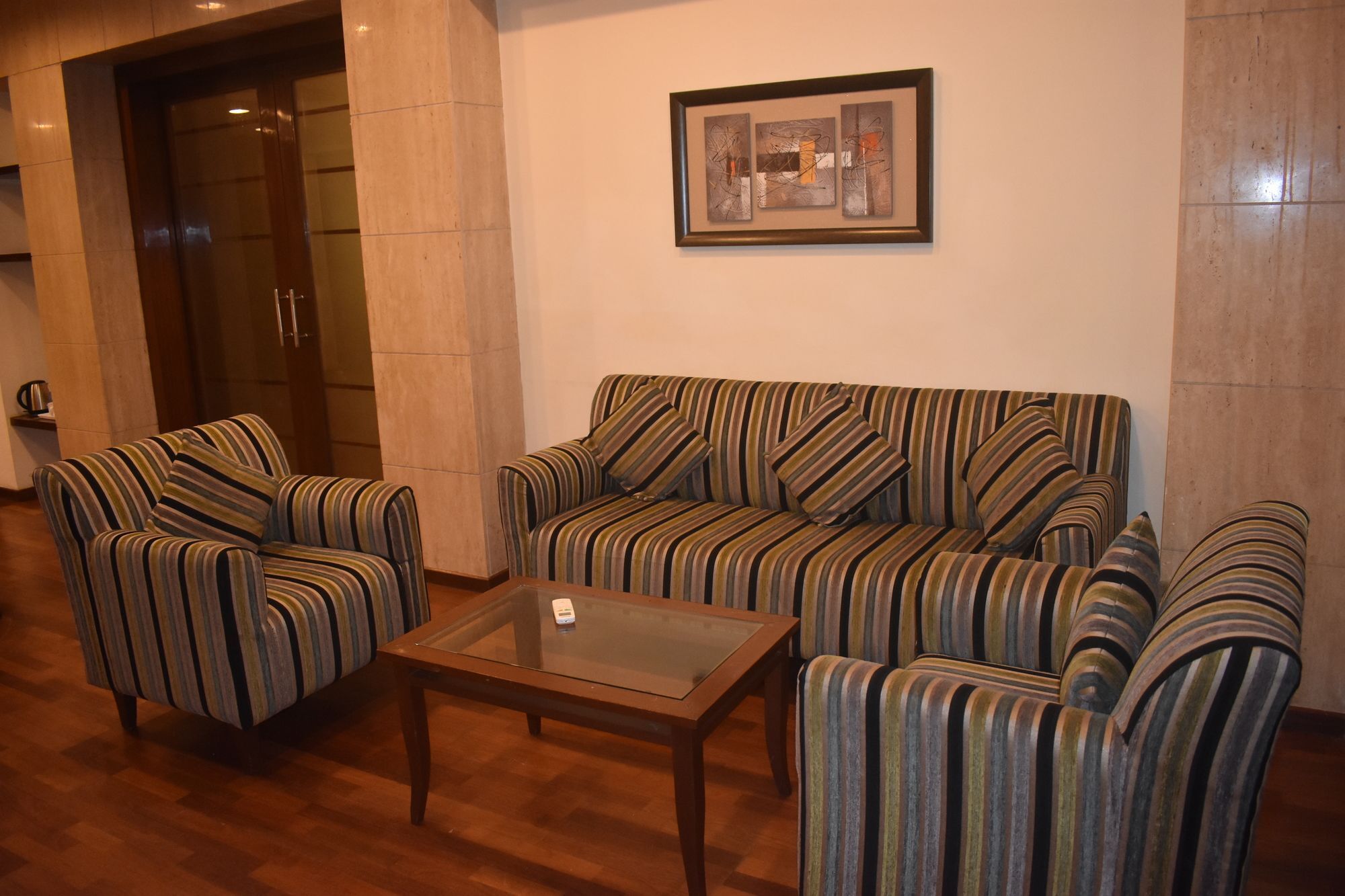 The Ocean Pearl Retreat Hotel Ню Делхи Екстериор снимка